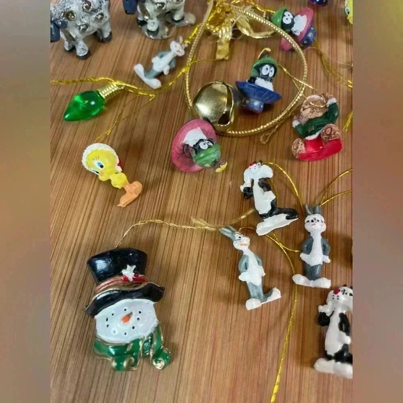 Lot mini ornaments figurines looney toons bugs tweety Marvin CHRISTMAS Holiday - Picture 5 of 11